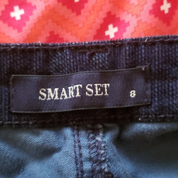 2/32 Smart Set blue/black plaid cords. Size 8 - Picture 4 of 5
